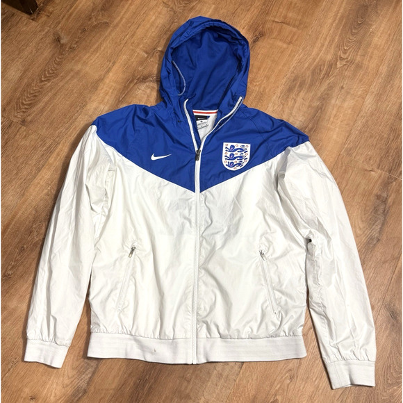 Nike ENGLAND FOOTBALL Windrunner Men Size M Windbreaker Soccer 2015 2016 - Picture 1 of 12